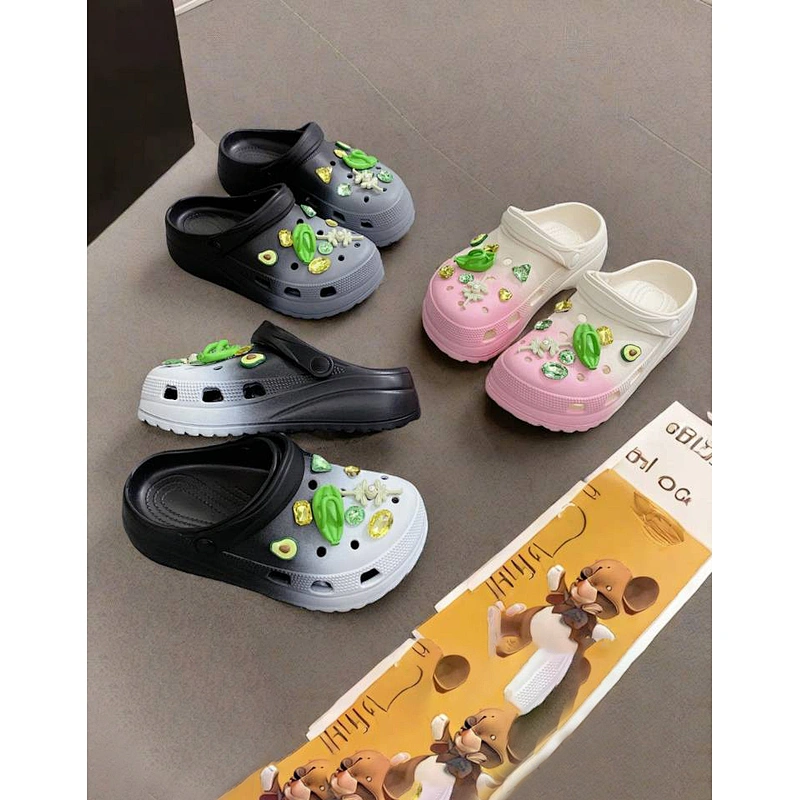 CROCS